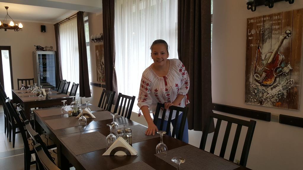 Perla Padurii Hotel Valea Mare  Ngoại thất bức ảnh